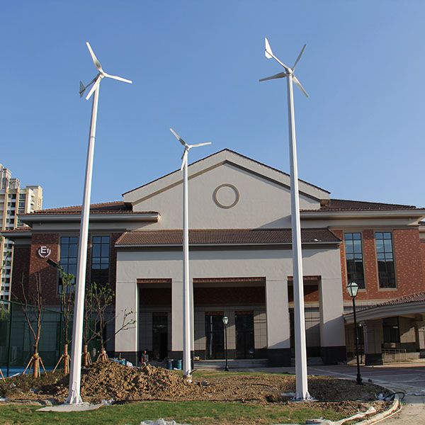 風(fēng)光柴多能互補(bǔ)儲能系統(tǒng)-國外獨立塔桿